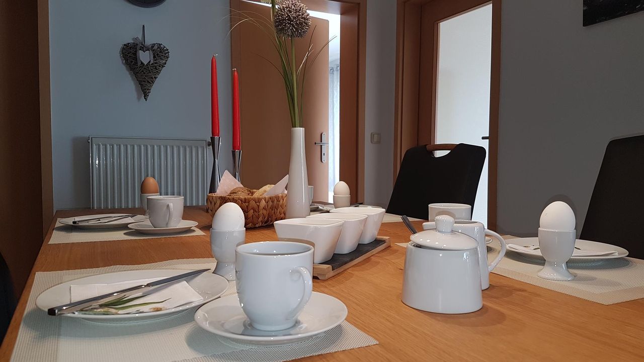 frühstücken in gemütlicher Atmosphäre frühstücken in gemütlicher Atmosphäre